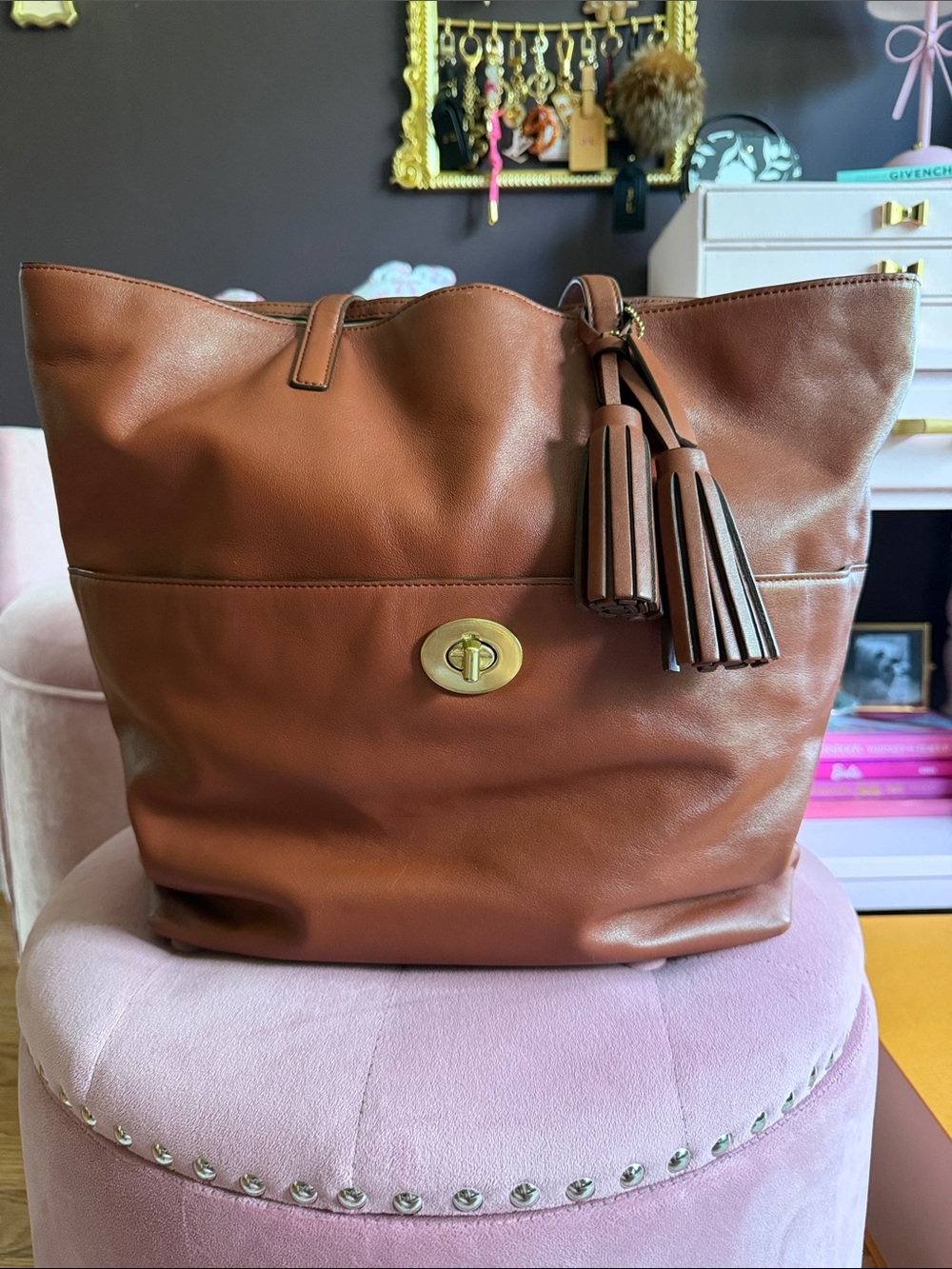 Vintage Coach Turnlock tote in Chestnut